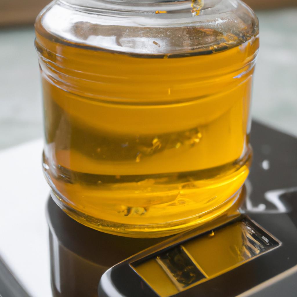 how-much-does-a-16-oz-jar-of-honey-weigh-beekeepinglove